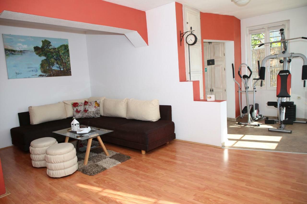 Apartment Poseidon Trogir Exterior photo