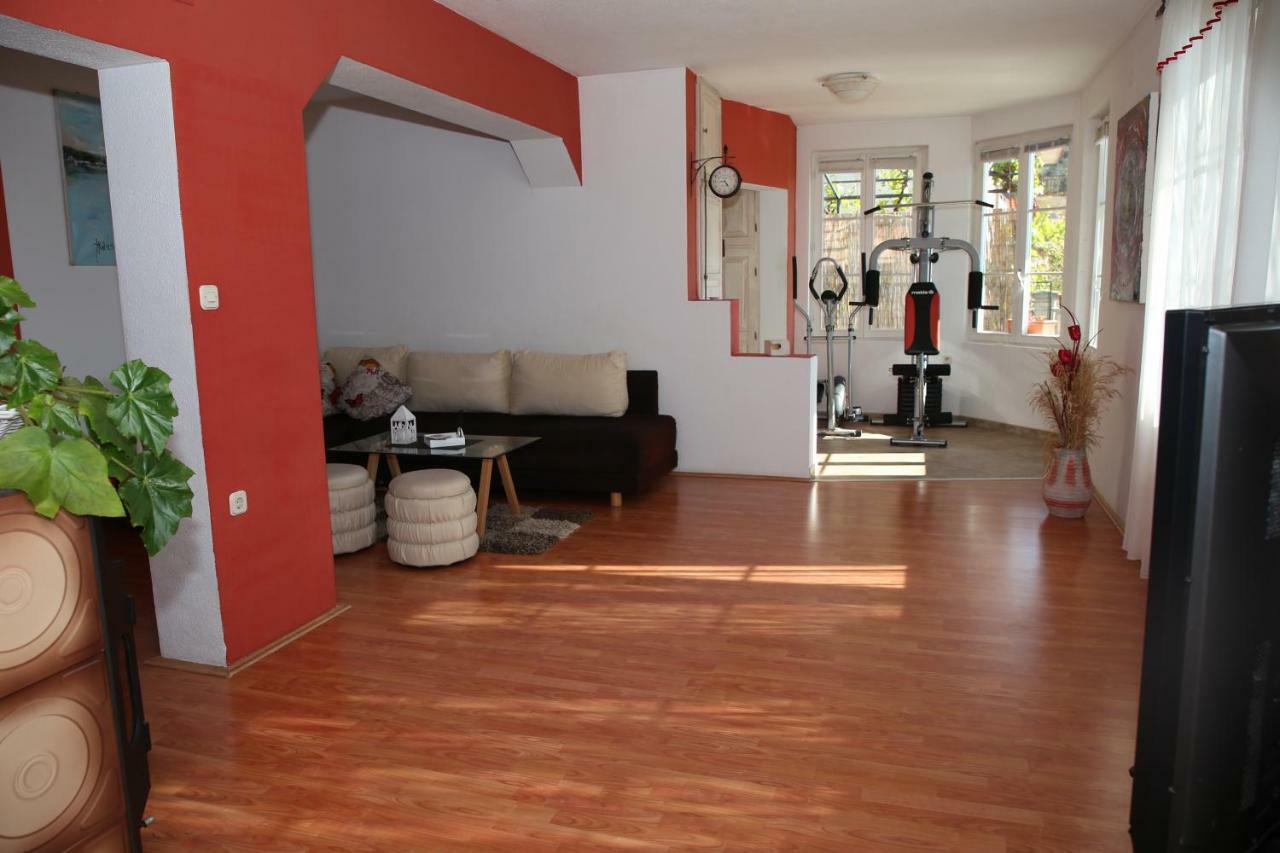 Apartment Poseidon Trogir Exterior photo